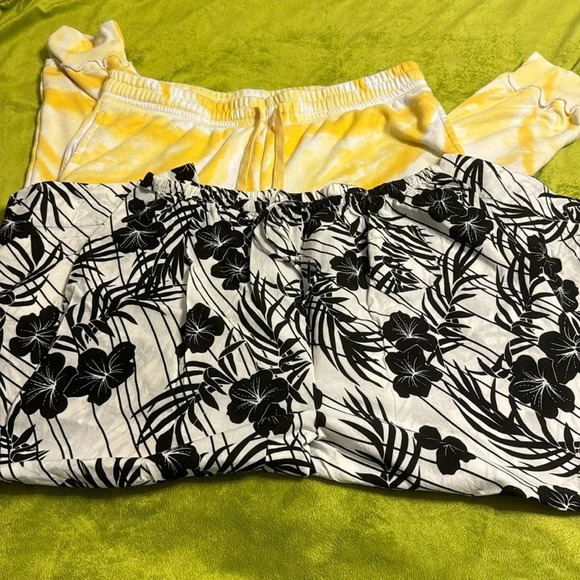 Secret Treasures Other - 2pk Secret Treasures Women’s Pajama Pants Sz Large